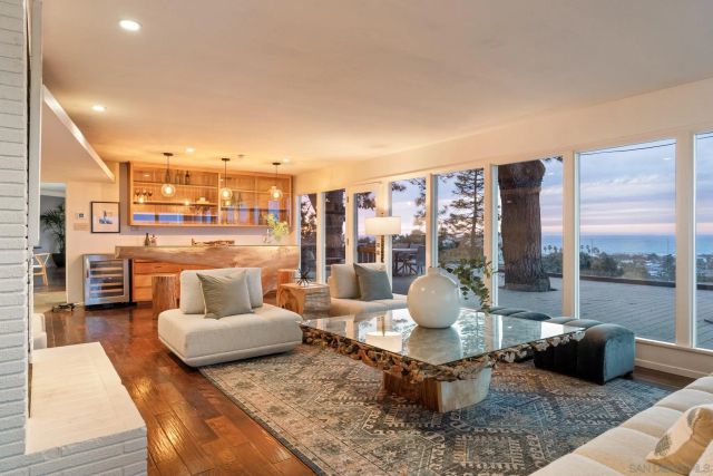 2165 Balboa Ave, Del Mar, CA 92014