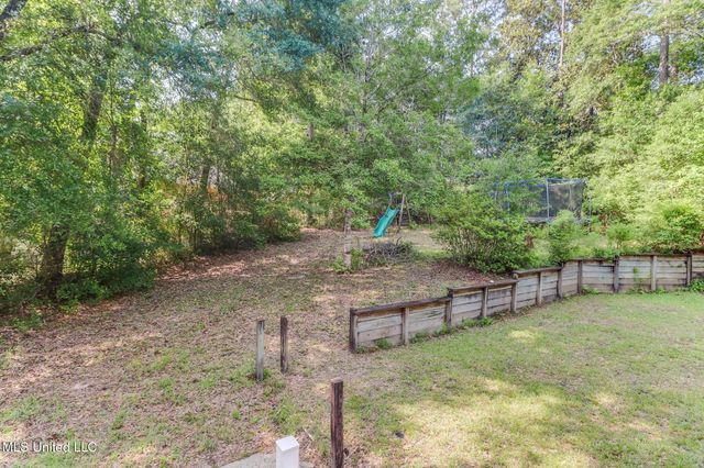 9520 Kalikimaka Place, Diamondhead, MS 39525