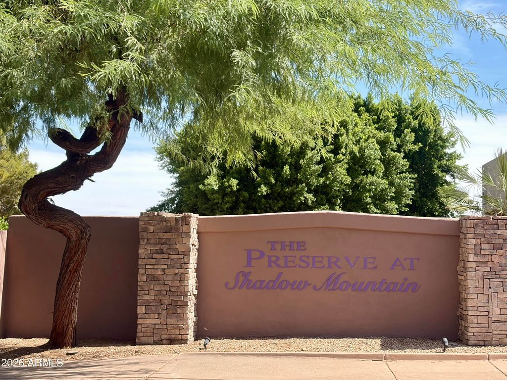 2621 E ACOMA Drive, Phoenix, AZ 85032 — exterior