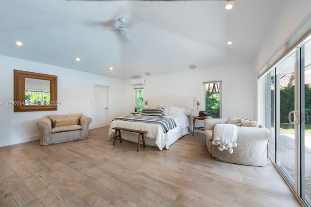 15503 SW 74th Pl, Palmetto Bay, FL 33157