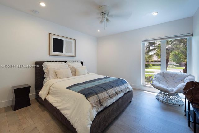 15503 SW 74th Pl, Palmetto Bay, FL 33157