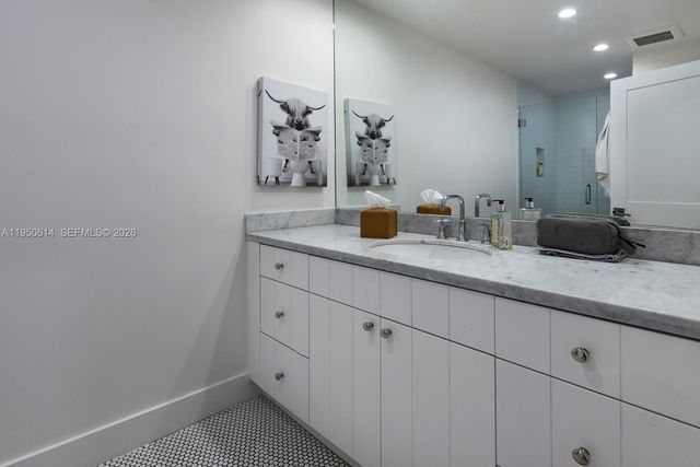 15503 SW 74th Pl, Palmetto Bay, FL 33157