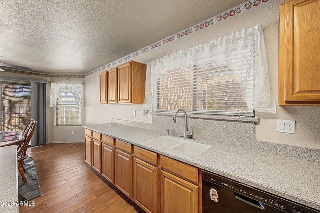 10520 W JESSIE Lane, Peoria, AZ 85383