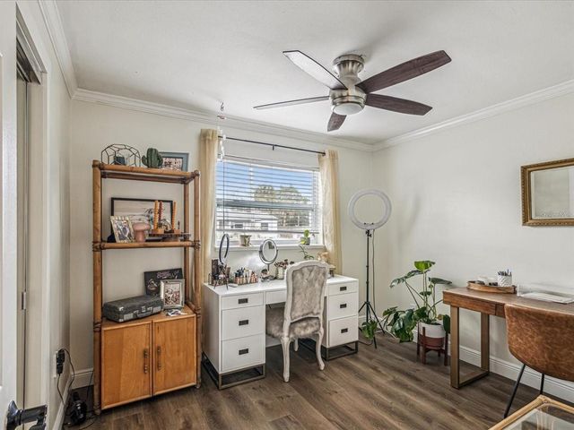 1850 OREGON AVENUE NE, St Petersburg, FL 33703
