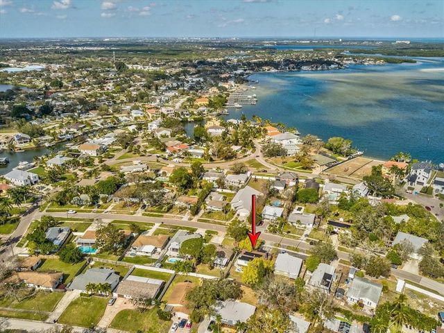 1850 OREGON AVENUE NE, St Petersburg, FL 33703
