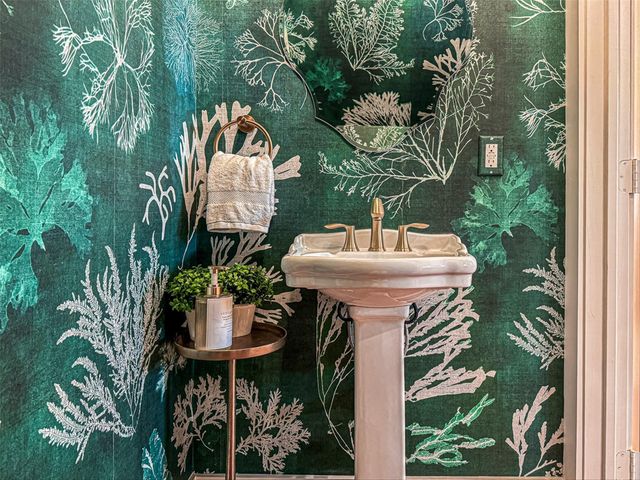 1518 31st Street, Galveston, TX 77550