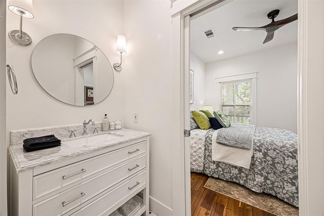 1518 31st Street, Galveston, TX 77550