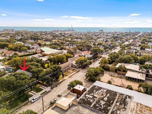 1518 31st Street, Galveston, TX 77550