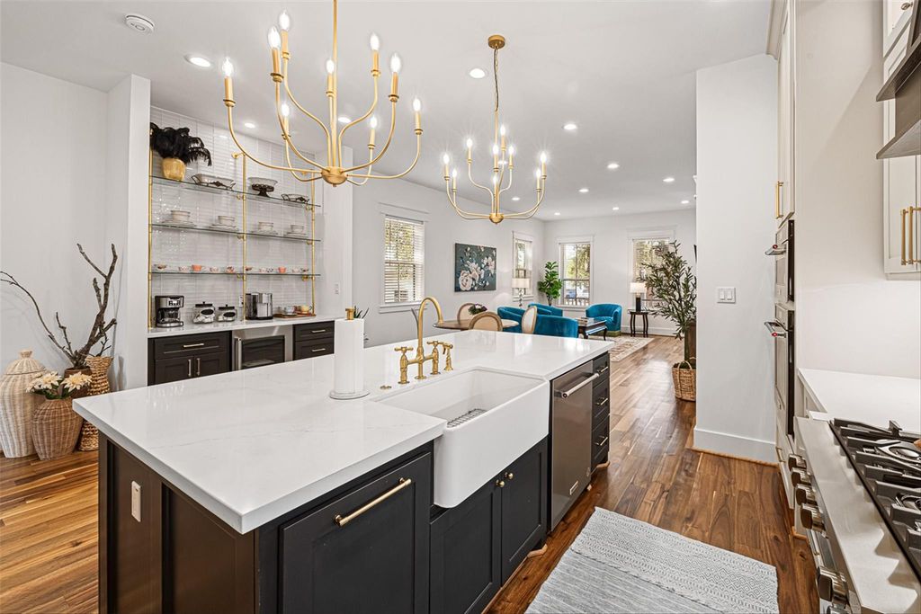 1518 31st Street, Galveston, TX 77550