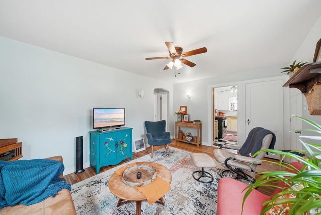 1835 Sinclair Street, Fort Wayne, IN 46808