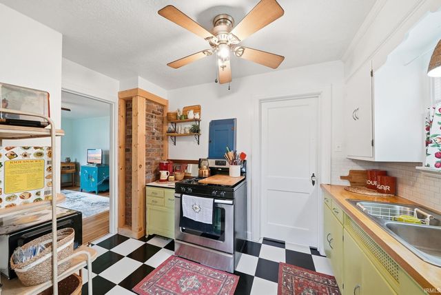 1835 Sinclair Street, Fort Wayne, IN 46808