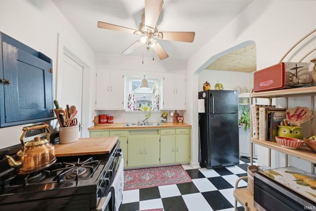 1835 Sinclair Street, Fort Wayne, IN 46808