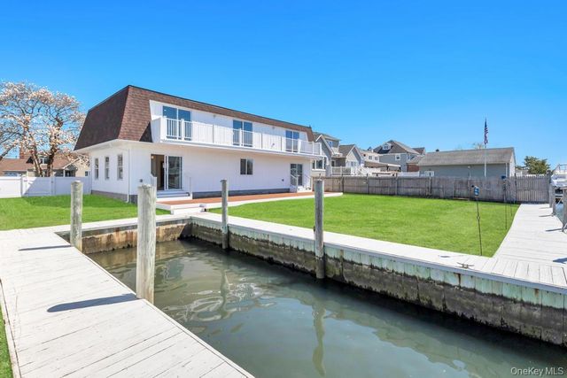 66 Lighthouse Road, Babylon, NY 11702