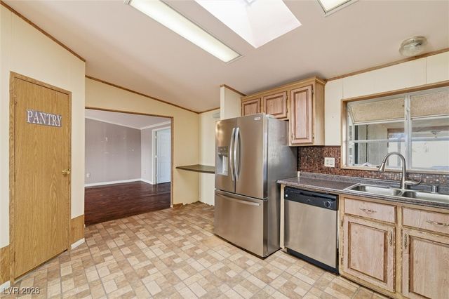 1850 West Mesquite Avenue, Pahrump, NV 89060