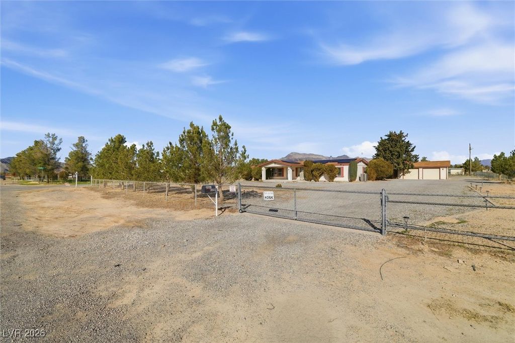 1850 West Mesquite Avenue, Pahrump, NV 89060