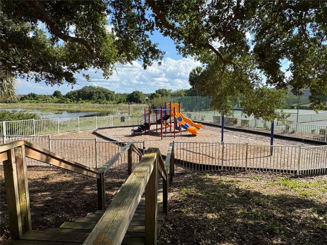 3011 HEMINGWAY CIRCLE 3011, Haines City, FL 33844