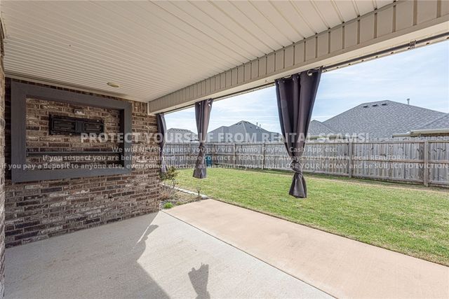 4375 W Topeka Avenue, Fayetteville, AR 72704