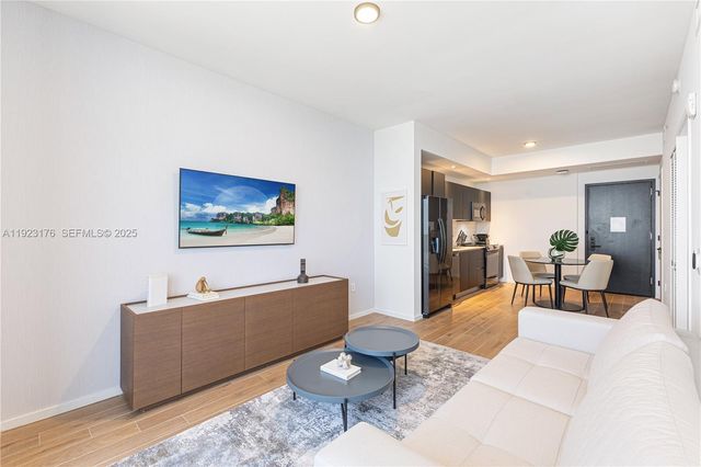 398 NE 5th St 4310, Miami, FL 33132