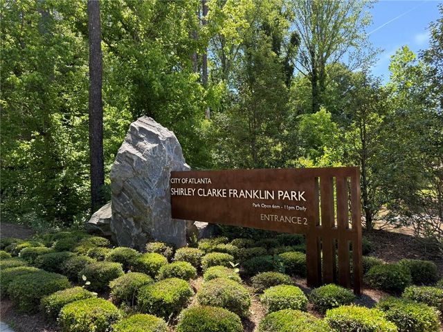 1531 Layton NW Lane, Atlanta, GA 30318