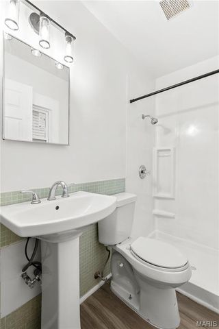 11795 Old Halls Ferry Road, Florissant, MO 63033