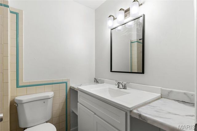 11795 Old Halls Ferry Road, Florissant, MO 63033