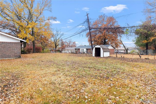 11795 Old Halls Ferry Road, Florissant, MO 63033