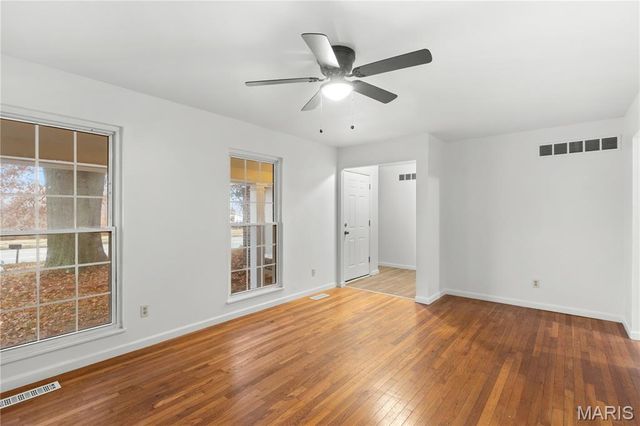 11795 Old Halls Ferry Road, Florissant, MO 63033