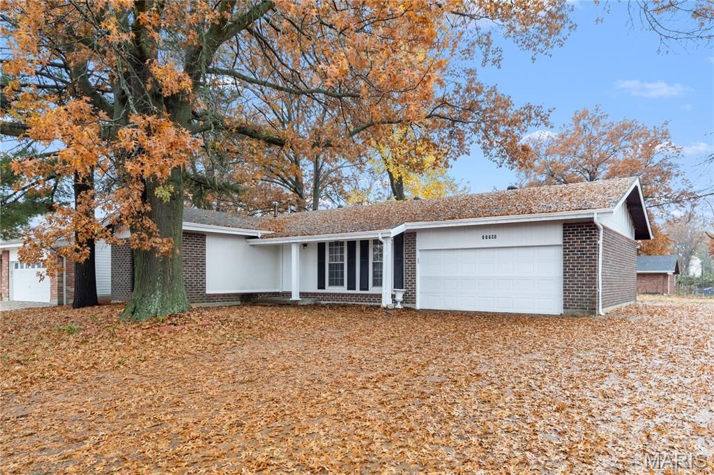 11795 Old Halls Ferry Road, Florissant, MO 63033