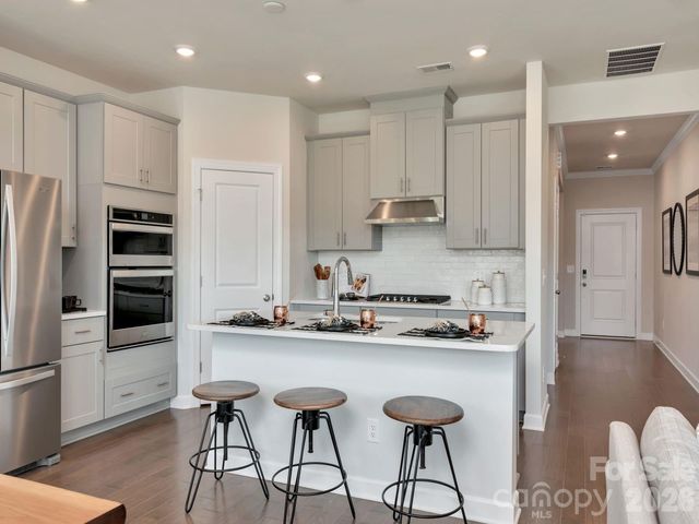 2305 Snapdragon Court, Stanley, NC 28164