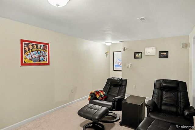 1683 Dancer Drive, Rochester Hills, MI 48307
