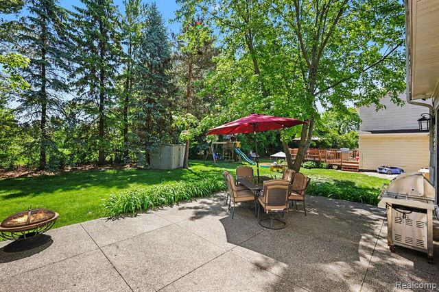 1683 Dancer Drive, Rochester Hills, MI 48307