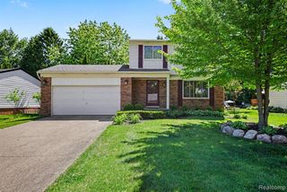 1683 Dancer Drive, Rochester Hills, MI 48307