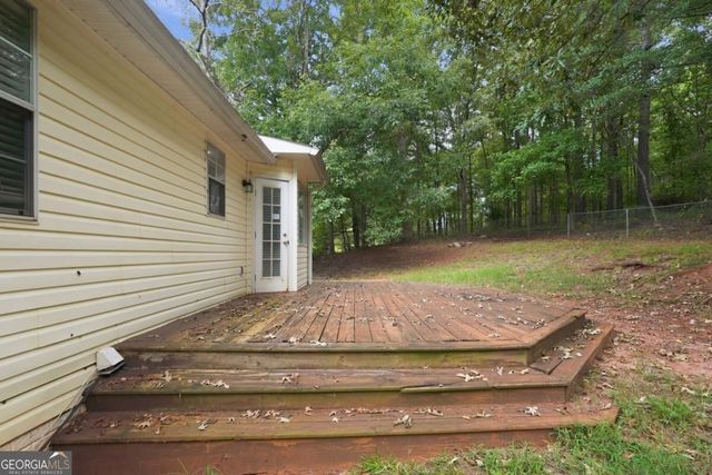 222 Brenda Ellen Drive, Newnan, GA 30265