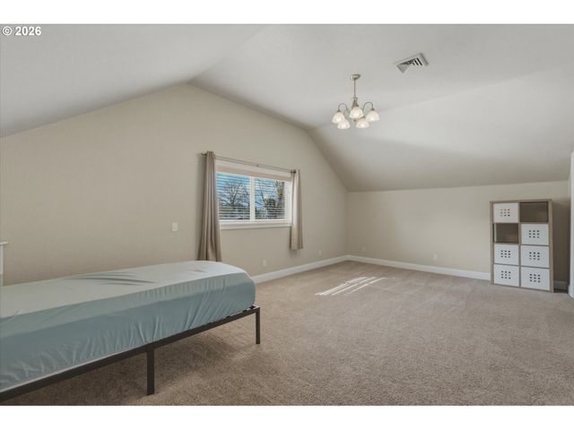 1215 30TH Ave, Longview, WA 98632