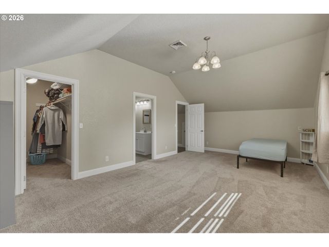 1215 30TH Ave, Longview, WA 98632