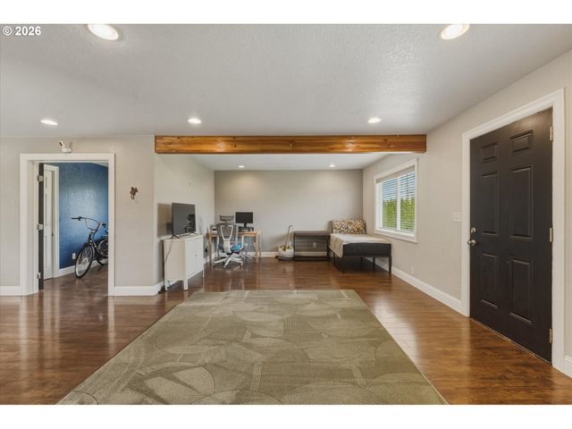 1215 30TH Ave, Longview, WA 98632