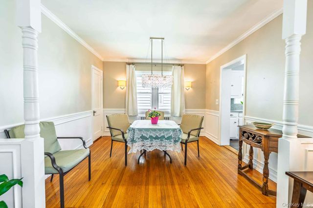 20 Hillside Avenue, Huntington, NY 11743