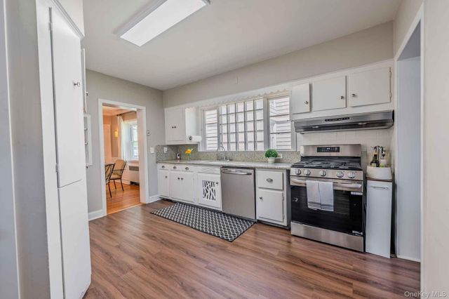 20 Hillside Avenue, Huntington, NY 11743