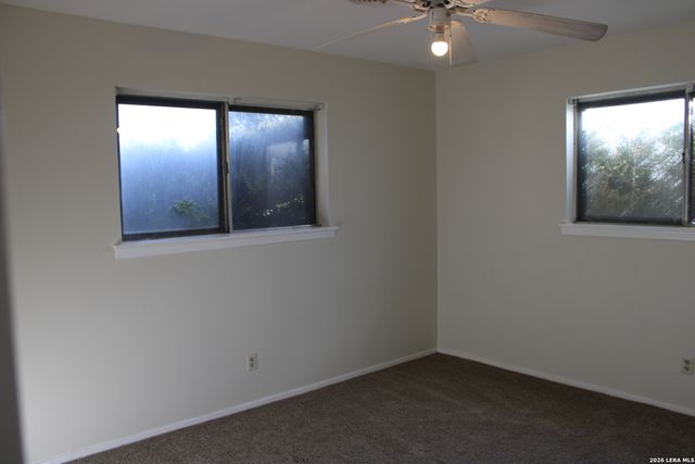 1204 W GOODWIN ST, Pleasanton, TX 78064