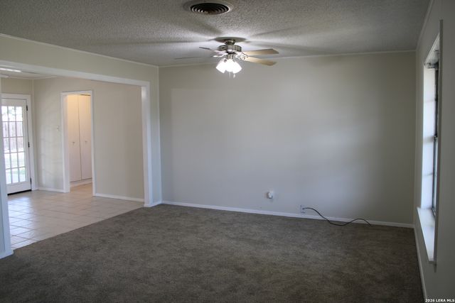 1204 W GOODWIN ST, Pleasanton, TX 78064
