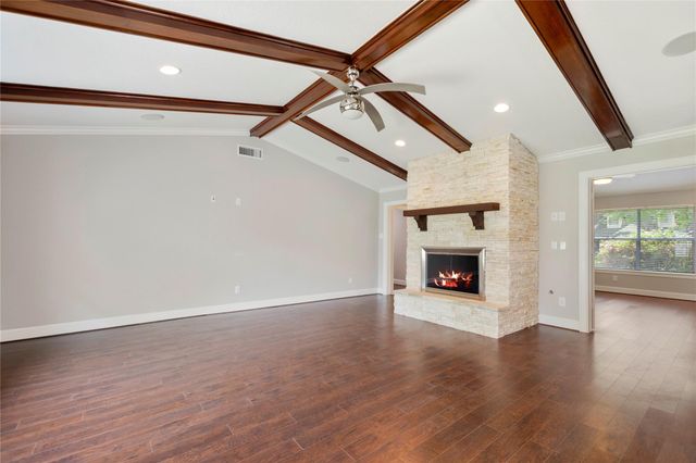 4023 Bayou Grove Drive, Seabrook, TX 77586