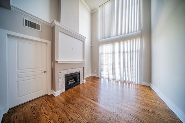 3333 Darcy Street 2209, Fort Worth, TX 76107