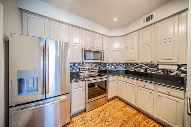 3333 Darcy Street 2209, Fort Worth, TX 76107