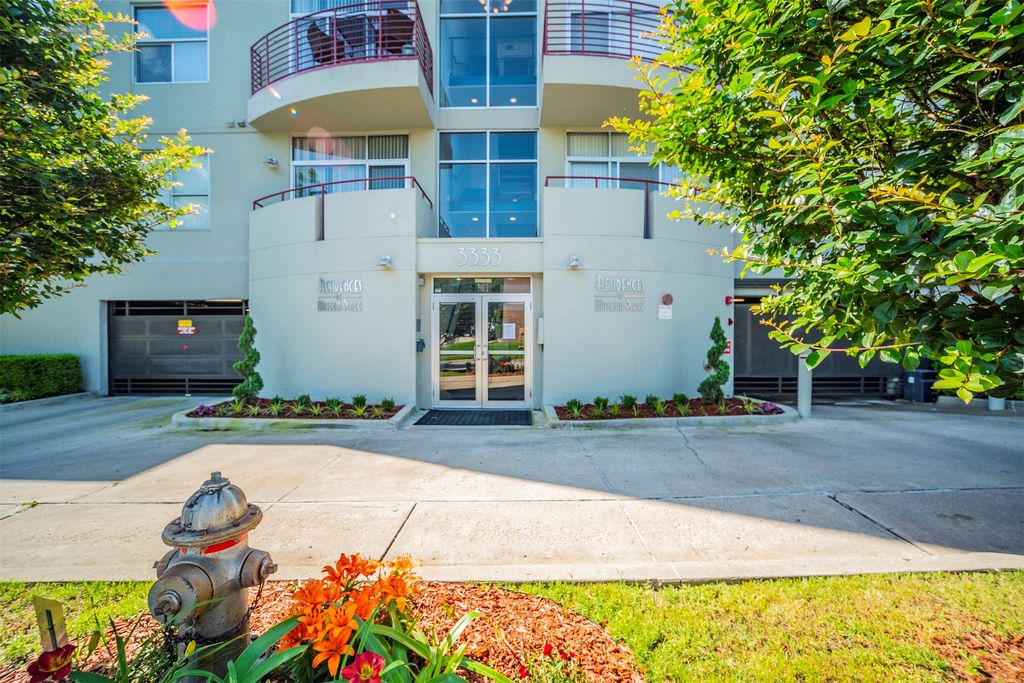 3333 Darcy Street 2209, Fort Worth, TX 76107