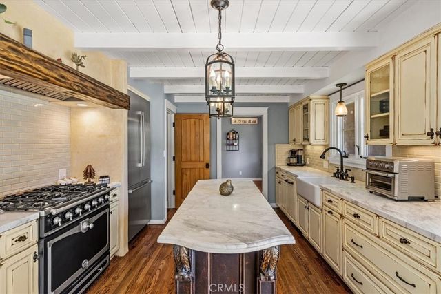 27064 Sunnyridge Road, Palos Verdes Peninsula, CA 90274