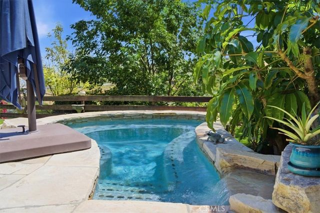 27064 Sunnyridge Road, Palos Verdes Peninsula, CA 90274