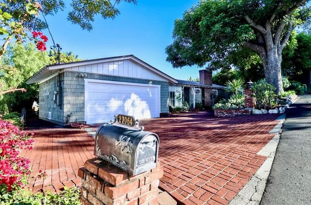 27064 Sunnyridge Road, Palos Verdes Peninsula, CA 90274