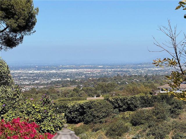 27064 Sunnyridge Road, Palos Verdes Peninsula, CA 90274