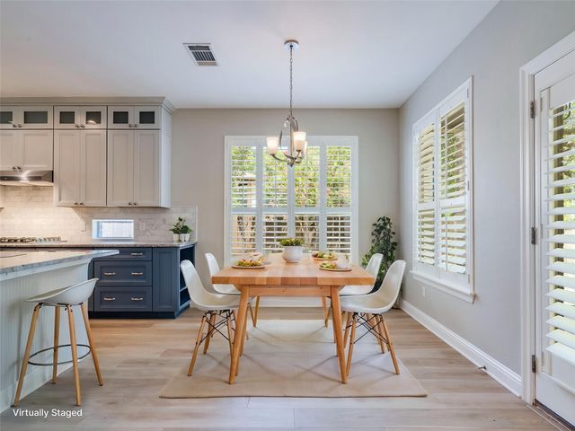 321 Calistoga CT, Austin, TX 78732