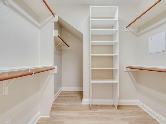321 Calistoga CT, Austin, TX 78732
